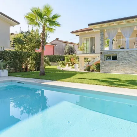 Daire Villa Ula - Forte Dei Marmi *
