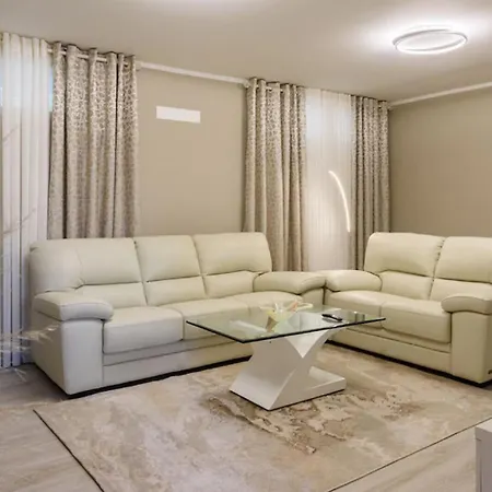 Villa Ula - Forte Dei Marmi Daire *